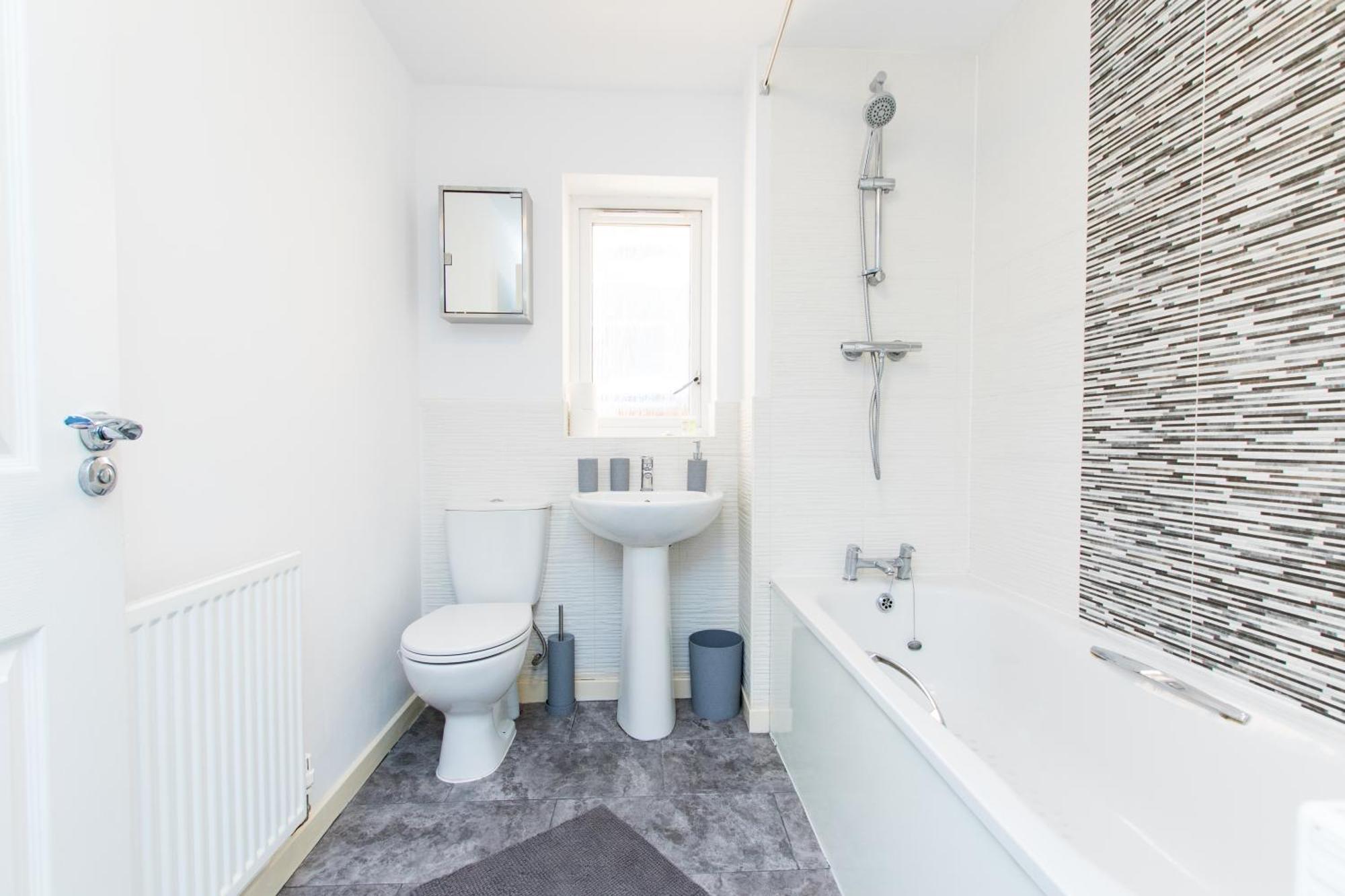 Free Parking 3 Bedroom House In Nottingham Exterior foto
